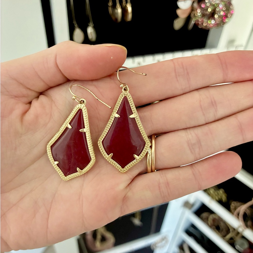 Maroon Kendra Scott Earrings